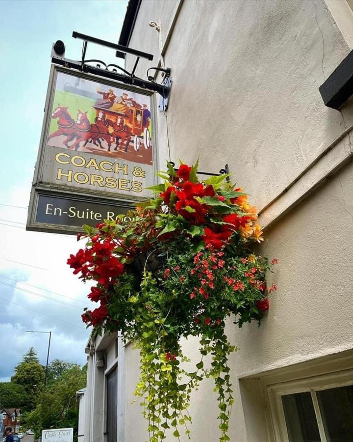 The Coach And Horses Inn Chepstow Exterior photo